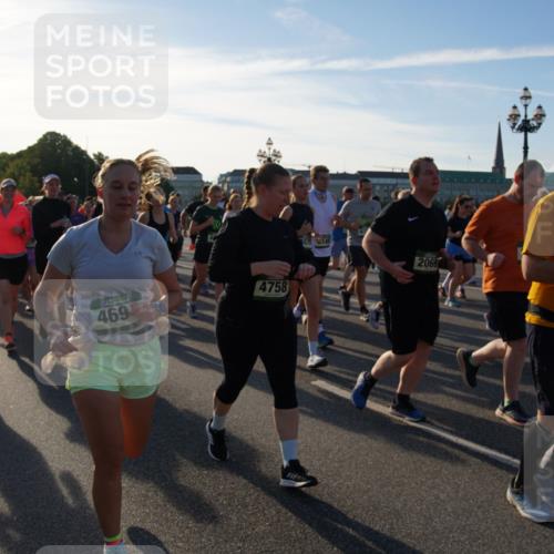 07.09.2025 - BARMER Alsterlauf Yannick Fuchs http://msf.ph/oto/8734187 07.09.2025 09:07:52 Laufen 2995, 469, 4758, 107, 148, 2069, 3291 meine-sportfotos.de