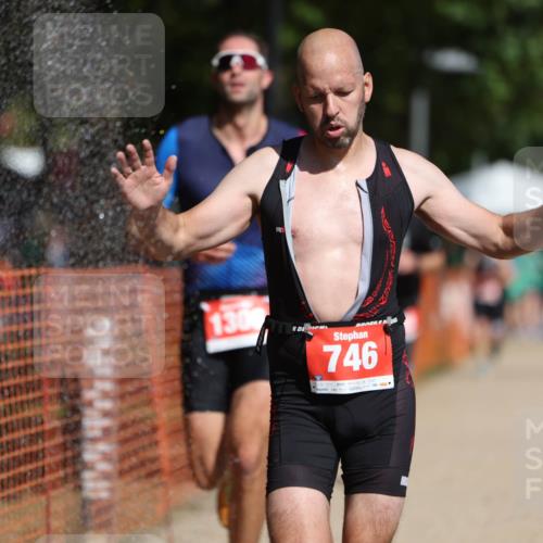 07.09.2025 - 19. Norderstedt Triathlon Michael Strokosch http://msf.ph/oto/8734193 07.09.2025 12:16:52 Laufen 746, 796, 1306 meine-sportfotos.de