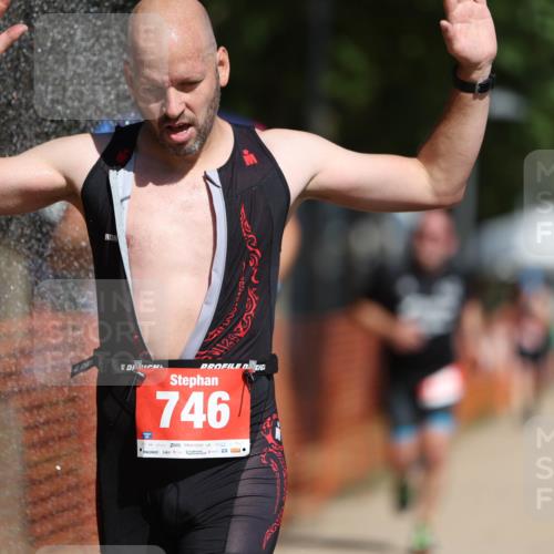 07.09.2025 - 19. Norderstedt Triathlon Michael Strokosch http://msf.ph/oto/8734201 07.09.2025 12:16:53 Laufen 746, 796, 1306 meine-sportfotos.de