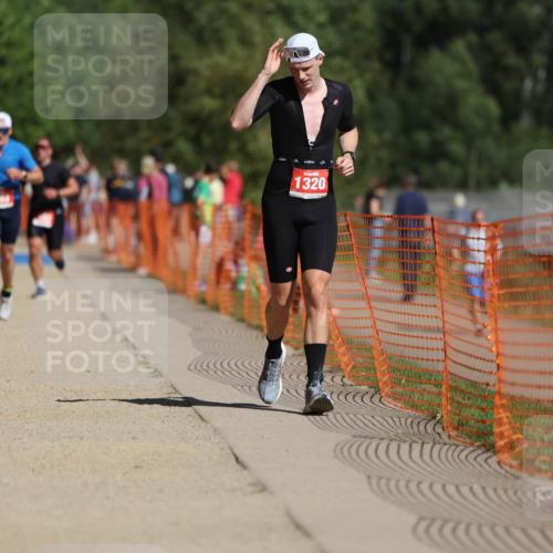 07.09.2025 - 19. Norderstedt Triathlon Michael Strokosch http://msf.ph/oto/8734306 07.09.2025 12:17:23 Laufen 155, 1320, 1394 meine-sportfotos.de