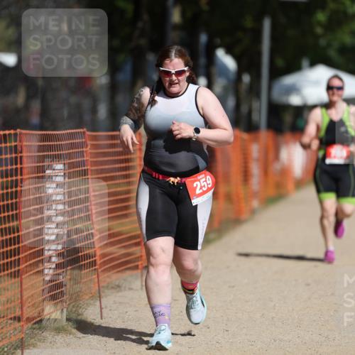 07.09.2025 - 19. Norderstedt Triathlon Michael Strokosch http://msf.ph/oto/8734434 07.09.2025 12:17:56 Laufen 259, 784 meine-sportfotos.de