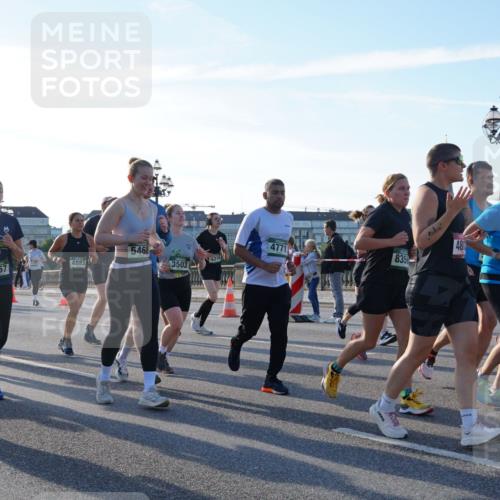 07.09.2025 - BARMER Alsterlauf Yannick Fuchs http://msf.ph/oto/8734518 07.09.2025 09:08:08 Laufen 2821, 3542, 5468, 4771, 48, 8363, 4316, 8356, 4883, 3503, 2857 meine-sportfotos.de