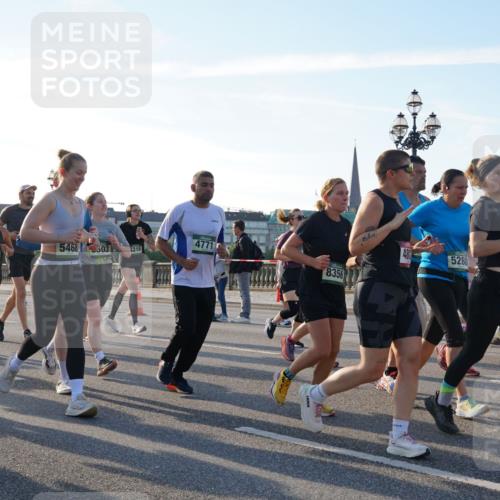 07.09.2025 - BARMER Alsterlauf Yannick Fuchs http://msf.ph/oto/8734523 07.09.2025 09:08:08 Laufen 5468, 503, 4771, 316, 834, 4883, 5280, 2857, 8356 meine-sportfotos.de