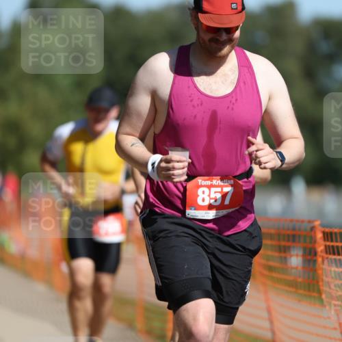 07.09.2025 - 19. Norderstedt Triathlon Michael Strokosch http://msf.ph/oto/8734531 07.09.2025 12:18:23 Laufen 203, 237, 795, 857, 1313, 1371 meine-sportfotos.de