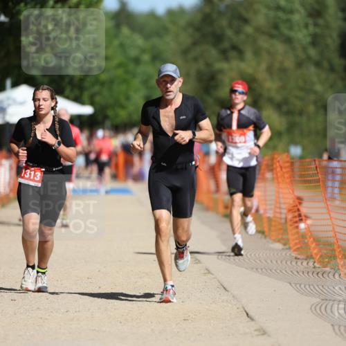 07.09.2025 - 19. Norderstedt Triathlon Michael Strokosch http://msf.ph/oto/8734551 07.09.2025 12:18:26 Laufen 237, 795, 857, 1300, 1313, 1371 meine-sportfotos.de