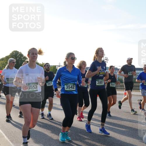 07.09.2025 - BARMER Alsterlauf Yannick Fuchs http://msf.ph/oto/8734560 07.09.2025 09:08:09 Laufen 2732, 2877, 4069, 0, 3553, 2821, 3542, 2857, 4883, 62, 828 meine-sportfotos.de