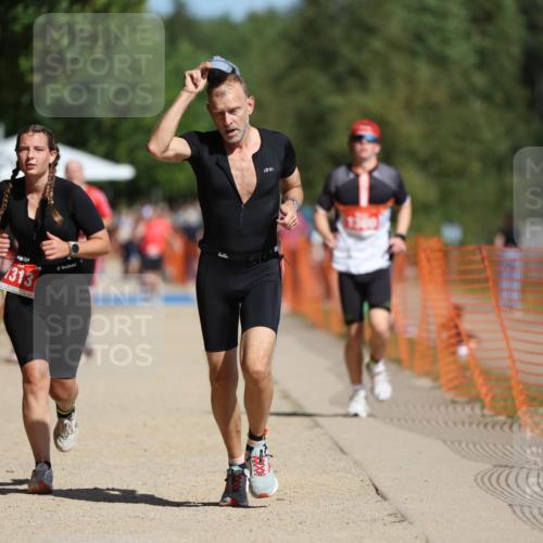 07.09.2025 - 19. Norderstedt Triathlon Michael Strokosch http://msf.ph/oto/8734566 07.09.2025 12:18:27 Laufen 237, 795, 857, 1300, 1313, 1371, 1372 meine-sportfotos.de