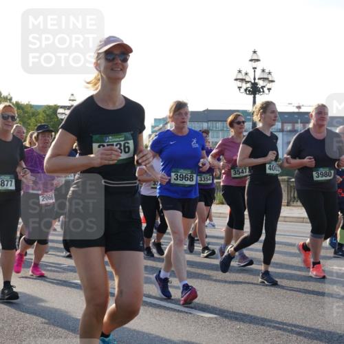 07.09.2025 - BARMER Alsterlauf Yannick Fuchs http://msf.ph/oto/8734703 07.09.2025 09:08:13 Laufen 3487, 193, 2877, 2066, 2, 36, 3968, 3354, 3547, 4003, 439, 80, 3980 meine-sportfotos.de