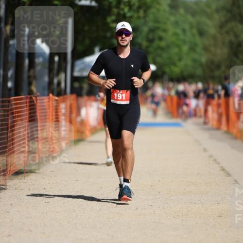 07.09.2025 - 19. Norderstedt Triathlon Michael Strokosch http://msf.ph/oto/8734753 07.09.2025 12:19:05 Laufen 191, 1187 meine-sportfotos.de