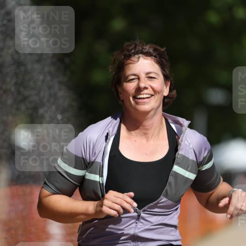 07.09.2025 - 19. Norderstedt Triathlon Michael Strokosch http://msf.ph/oto/8734889 07.09.2025 12:19:20 Laufen 1286 meine-sportfotos.de