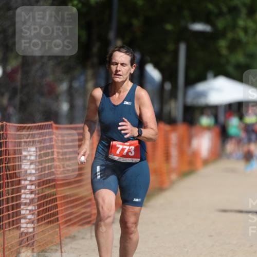 07.09.2025 - 19. Norderstedt Triathlon Michael Strokosch http://msf.ph/oto/8734942 07.09.2025 12:19:34 Laufen 773, 801, 1333 meine-sportfotos.de