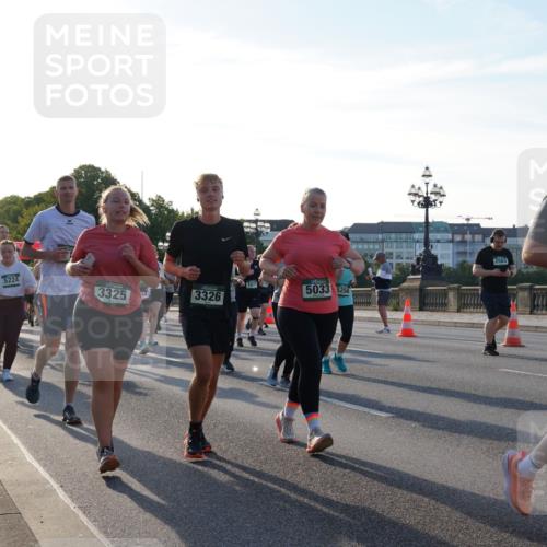 07.09.2025 - BARMER Alsterlauf Yannick Fuchs http://msf.ph/oto/8734979 07.09.2025 09:08:25 Laufen 8793, 5224, 1071, 5033, 5256, 3325, 14, 3326, 2563, 81 meine-sportfotos.de