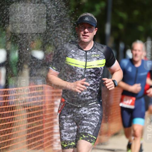 07.09.2025 - 19. Norderstedt Triathlon Michael Strokosch http://msf.ph/oto/8735083 07.09.2025 12:19:49 Laufen 215, 791, 837, 862, 1265 meine-sportfotos.de
