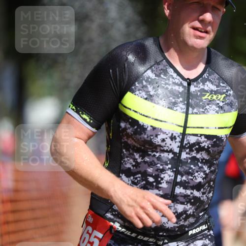 07.09.2025 - 19. Norderstedt Triathlon Michael Strokosch http://msf.ph/oto/8735106 07.09.2025 12:19:50 Laufen 215, 791, 815, 837, 862, 1265 meine-sportfotos.de