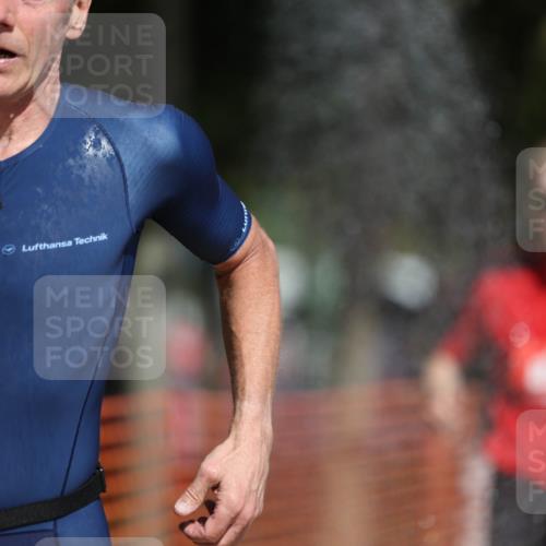 07.09.2025 - 19. Norderstedt Triathlon Michael Strokosch http://msf.ph/oto/8735118 07.09.2025 12:19:52 Laufen 215, 791, 815, 837, 862, 1265 meine-sportfotos.de
