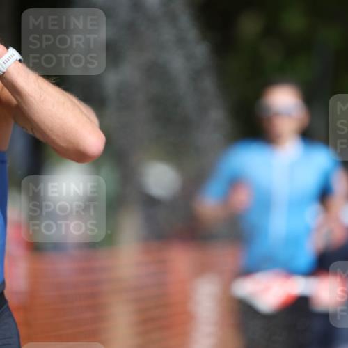 07.09.2025 - 19. Norderstedt Triathlon Michael Strokosch http://msf.ph/oto/8735159 07.09.2025 12:19:56 Laufen 215, 791, 815, 862 meine-sportfotos.de
