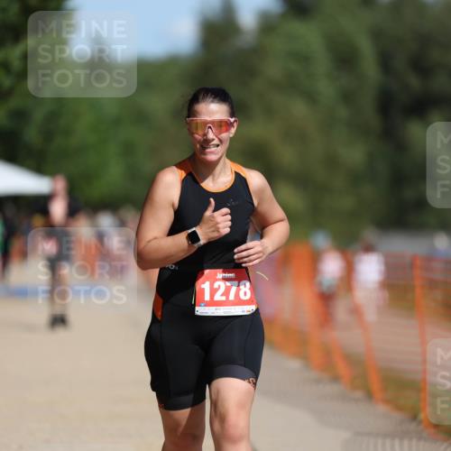 07.09.2025 - 19. Norderstedt Triathlon Michael Strokosch http://msf.ph/oto/8735296 07.09.2025 12:20:12 Laufen 140, 1278 meine-sportfotos.de