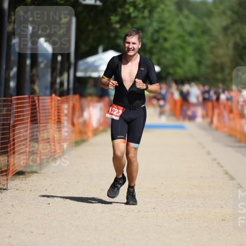 07.09.2025 - 19. Norderstedt Triathlon Michael Strokosch http://msf.ph/oto/8735321 07.09.2025 12:20:19 Laufen 1223 meine-sportfotos.de