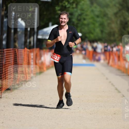 07.09.2025 - 19. Norderstedt Triathlon Michael Strokosch http://msf.ph/oto/8735330 07.09.2025 12:20:20 Laufen 1223 meine-sportfotos.de