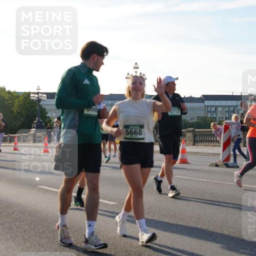 07.09.2025 - BARMER Alsterlauf Yannick Fuchs http://msf.ph/oto/8735400 07.09.2025 09:08:39 Laufen 5668, 5712, 630, 7688 meine-sportfotos.de
