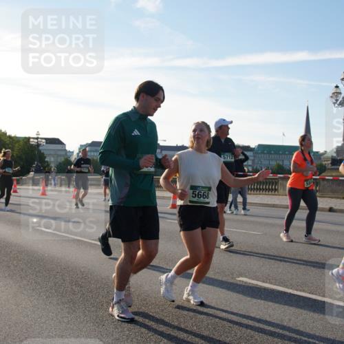 07.09.2025 - BARMER Alsterlauf Yannick Fuchs http://msf.ph/oto/8735438 07.09.2025 09:08:40 Laufen 5668, 5712, 59, 630 meine-sportfotos.de