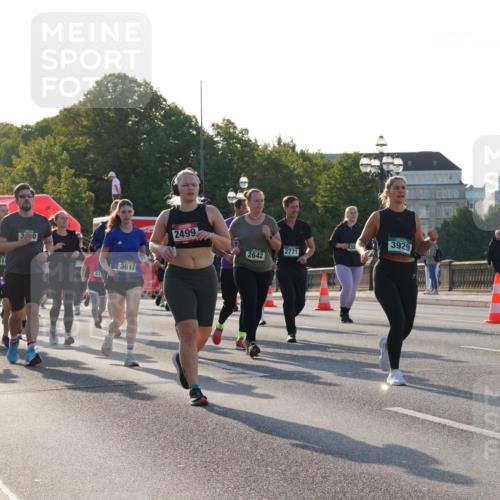07.09.2025 - BARMER Alsterlauf Yannick Fuchs http://msf.ph/oto/8735464 07.09.2025 09:08:41 Laufen 5305, 5378, 41, 315, 3617, 43, 2499, 2642, 2771, 3929 meine-sportfotos.de