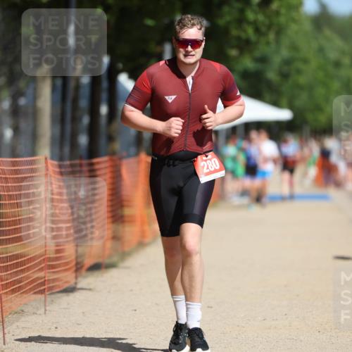 07.09.2025 - 19. Norderstedt Triathlon Michael Strokosch http://msf.ph/oto/8735500 07.09.2025 12:20:59 Laufen 280, 1258, 1368 meine-sportfotos.de