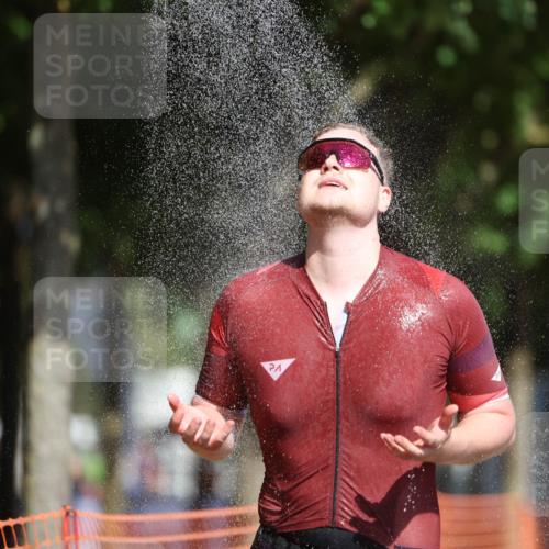 07.09.2025 - 19. Norderstedt Triathlon Michael Strokosch http://msf.ph/oto/8735530 07.09.2025 12:21:02 Laufen 280, 1258 meine-sportfotos.de