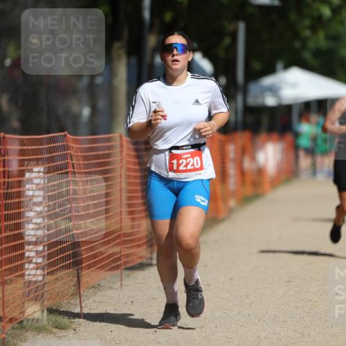 07.09.2025 - 19. Norderstedt Triathlon Michael Strokosch http://msf.ph/oto/8735635 07.09.2025 12:21:14 Laufen 168, 845, 1220 meine-sportfotos.de