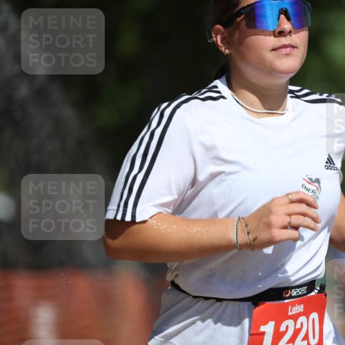 07.09.2025 - 19. Norderstedt Triathlon Michael Strokosch http://msf.ph/oto/8735676 07.09.2025 12:21:17 Laufen 233, 845, 1220 meine-sportfotos.de