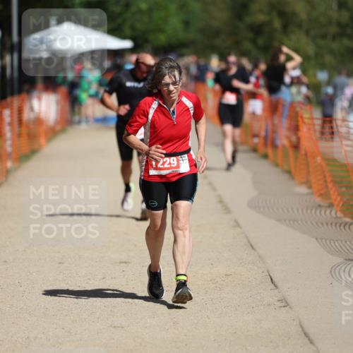 07.09.2025 - 19. Norderstedt Triathlon Michael Strokosch http://msf.ph/oto/8735972 07.09.2025 12:22:37 Laufen 253, 830, 1229 meine-sportfotos.de
