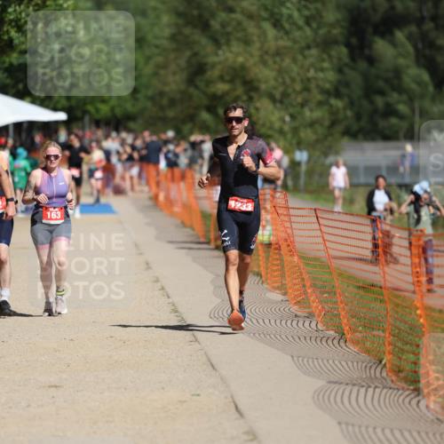 07.09.2025 - 19. Norderstedt Triathlon Michael Strokosch http://msf.ph/oto/8736047 07.09.2025 12:22:50 Laufen 162, 163, 1233, 1244, 1319 meine-sportfotos.de
