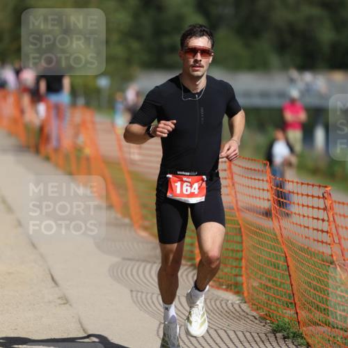 07.09.2025 - 19. Norderstedt Triathlon Michael Strokosch http://msf.ph/oto/8736161 07.09.2025 12:23:03 Laufen 164 meine-sportfotos.de