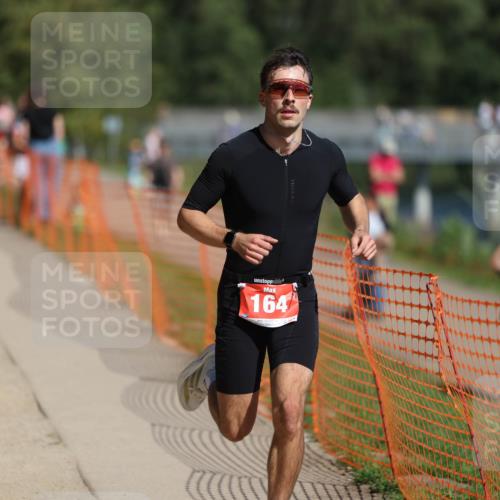 07.09.2025 - 19. Norderstedt Triathlon Michael Strokosch http://msf.ph/oto/8736166 07.09.2025 12:23:03 Laufen 164 meine-sportfotos.de