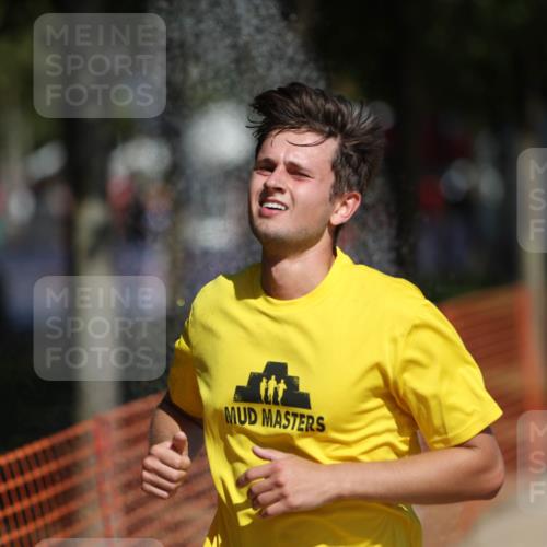 07.09.2025 - 19. Norderstedt Triathlon Michael Strokosch http://msf.ph/oto/8736319 07.09.2025 12:23:25 Laufen 148, 228 meine-sportfotos.de