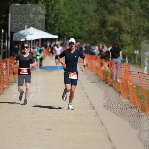 07.09.2025 - 19. Norderstedt Triathlon Michael Strokosch http://msf.ph/oto/8736330 07.09.2025 12:23:33 Laufen 226, 859 meine-sportfotos.de