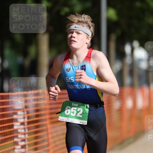 07.09.2025 - 19. Norderstedt Triathlon Michael Strokosch http://msf.ph/oto/8736374 07.09.2025 10:52:30 Laufen 84, 652 meine-sportfotos.de
