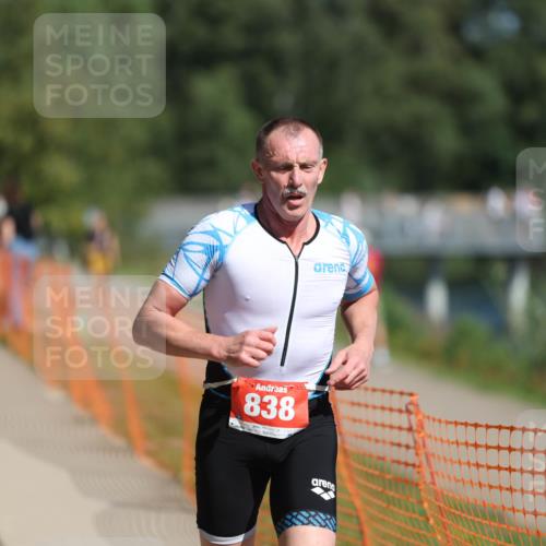 07.09.2025 - 19. Norderstedt Triathlon Michael Strokosch http://msf.ph/oto/8736481 07.09.2025 12:23:50 Laufen 152, 838 meine-sportfotos.de
