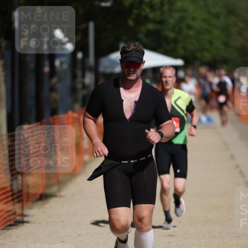 07.09.2025 - 19. Norderstedt Triathlon Michael Strokosch http://msf.ph/oto/8736510 07.09.2025 12:23:59 Laufen 138, 281 meine-sportfotos.de