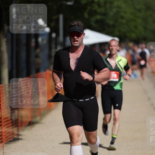 07.09.2025 - 19. Norderstedt Triathlon Michael Strokosch http://msf.ph/oto/8736515 07.09.2025 12:23:59 Laufen 138, 281 meine-sportfotos.de