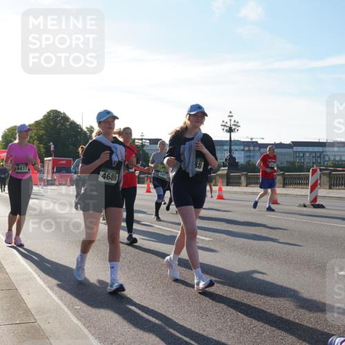 07.09.2025 - BARMER Alsterlauf Yannick Fuchs http://msf.ph/oto/8736546 07.09.2025 09:09:15 Laufen 3451, 4689, 88, 5841, 2 meine-sportfotos.de