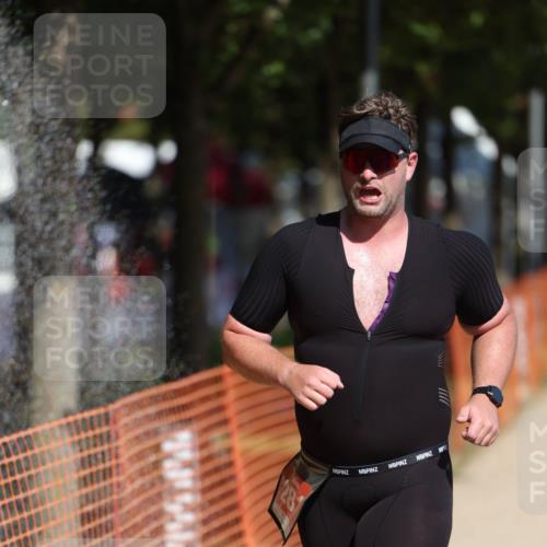 07.09.2025 - 19. Norderstedt Triathlon Michael Strokosch http://msf.ph/oto/8736553 07.09.2025 12:24:01 Laufen 138, 281 meine-sportfotos.de