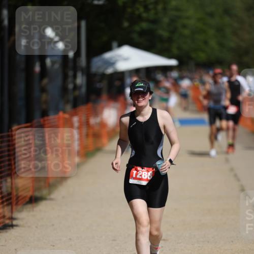 07.09.2025 - 19. Norderstedt Triathlon Michael Strokosch http://msf.ph/oto/8736583 07.09.2025 12:24:08 Laufen 151, 1288 meine-sportfotos.de