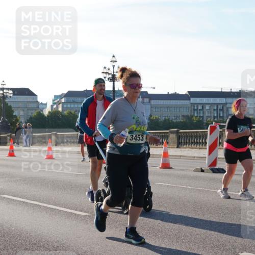 07.09.2025 - BARMER Alsterlauf Yannick Fuchs http://msf.ph/oto/8736591 07.09.2025 09:09:19 Laufen 56, 3453 meine-sportfotos.de