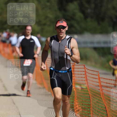 07.09.2025 - 19. Norderstedt Triathlon Michael Strokosch http://msf.ph/oto/8736637 07.09.2025 12:24:15 Laufen 151, 719, 849 meine-sportfotos.de