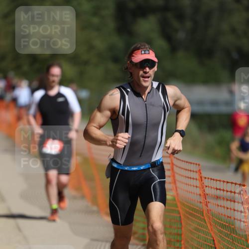 07.09.2025 - 19. Norderstedt Triathlon Michael Strokosch http://msf.ph/oto/8736642 07.09.2025 12:24:15 Laufen 151, 719, 849 meine-sportfotos.de