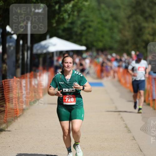 07.09.2025 - 19. Norderstedt Triathlon Michael Strokosch http://msf.ph/oto/8736728 07.09.2025 12:24:30 Laufen 720 meine-sportfotos.de
