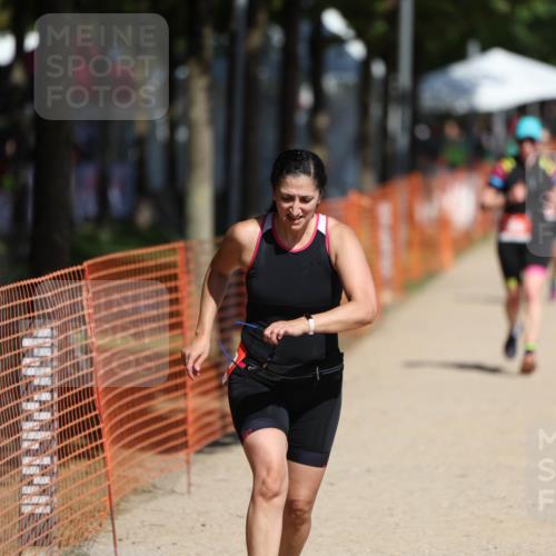 07.09.2025 - 19. Norderstedt Triathlon Michael Strokosch http://msf.ph/oto/8736940 07.09.2025 12:25:14 Laufen 299, 1367, 1380 meine-sportfotos.de