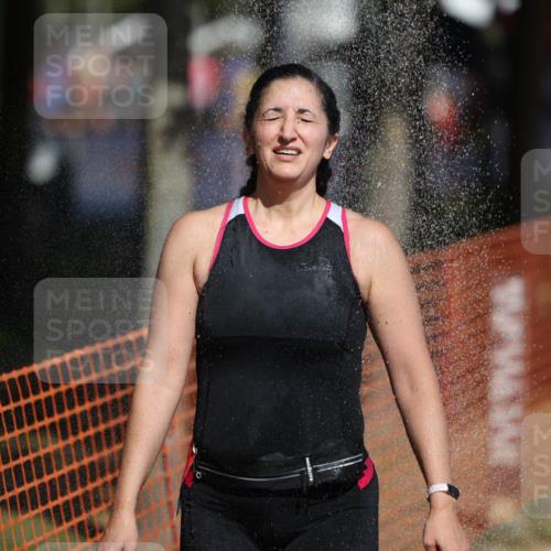 07.09.2025 - 19. Norderstedt Triathlon Michael Strokosch http://msf.ph/oto/8736995 07.09.2025 12:25:17 Laufen 299, 1367, 1380 meine-sportfotos.de