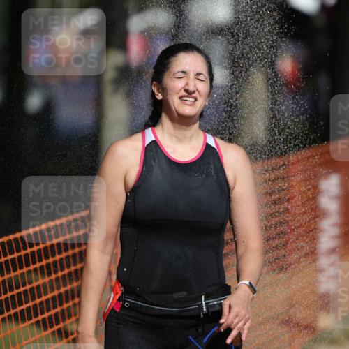 07.09.2025 - 19. Norderstedt Triathlon Michael Strokosch http://msf.ph/oto/8737000 07.09.2025 12:25:17 Laufen 299, 1367, 1380 meine-sportfotos.de